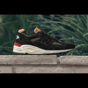 NEW BALANCE 990 V2 Made in USA MEN'S